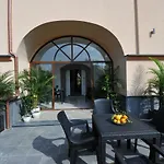 Emanuel Pensjonat 4*